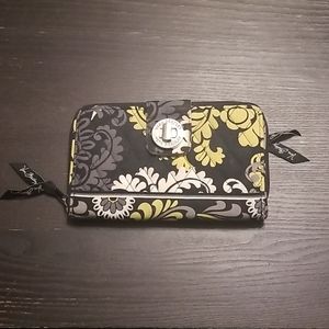 Vera Bradley wallet beautiful yellow Paisley print